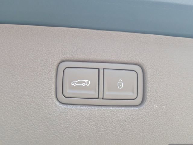 Used 2023 Genesis GV80 3.5T w/ Prestige Package image 14