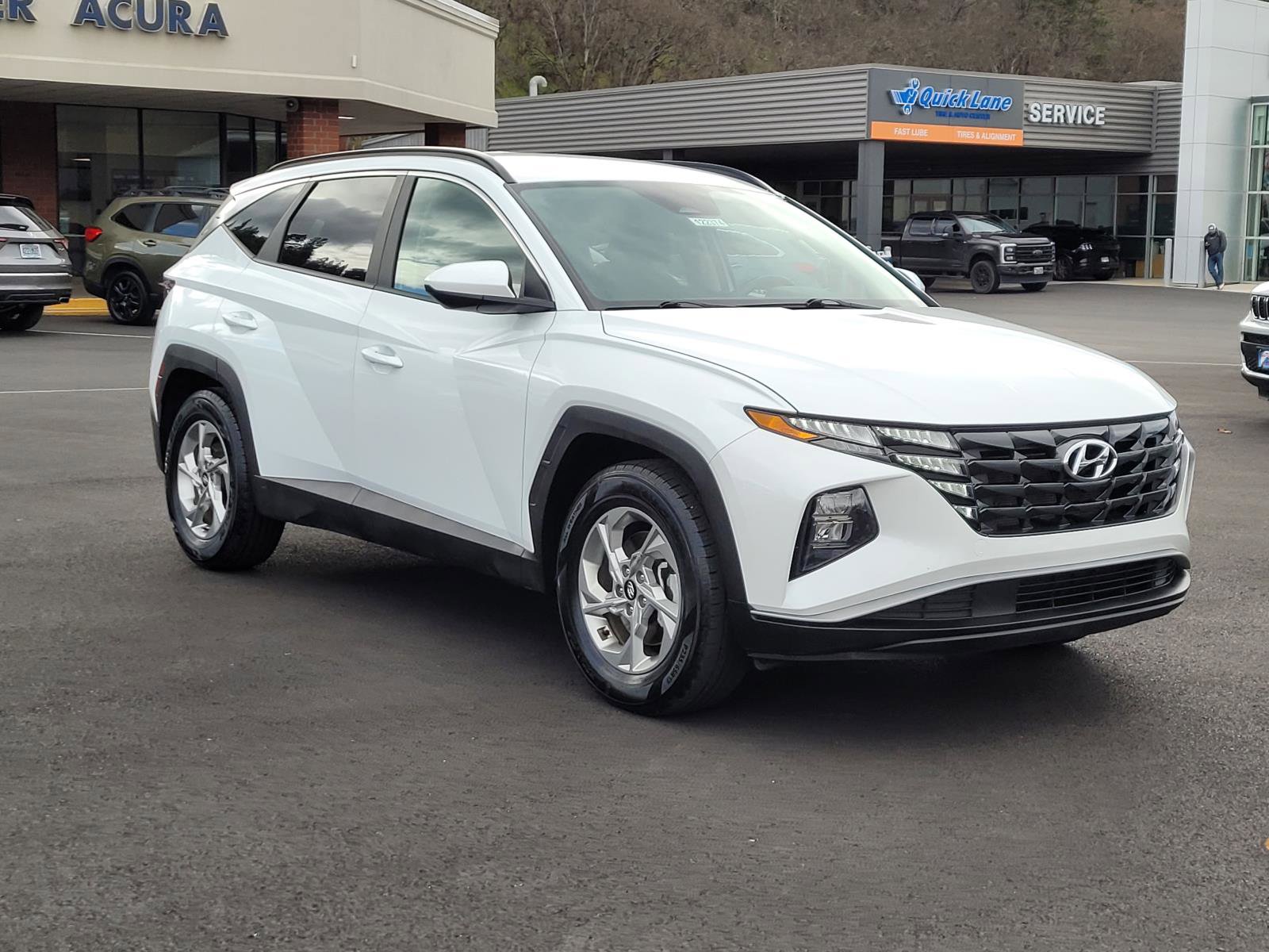 Used 2024 Hyundai Tucson SEL FWD image 3