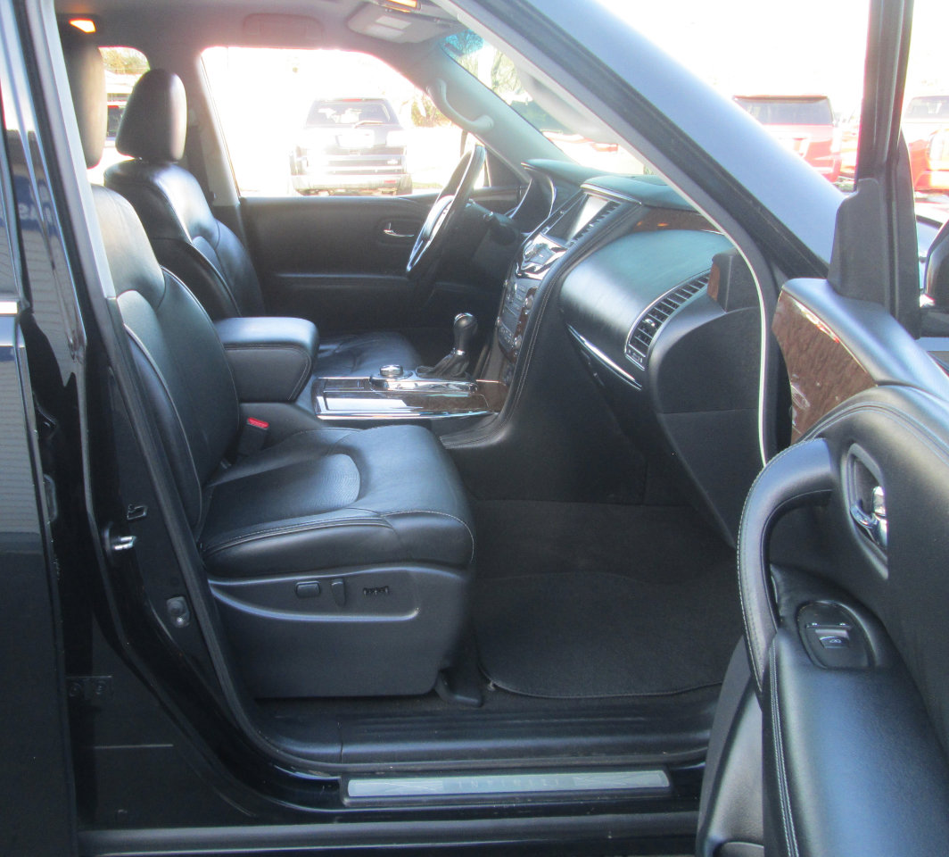 Used 2016 INFINITI QX80 4WD image 17