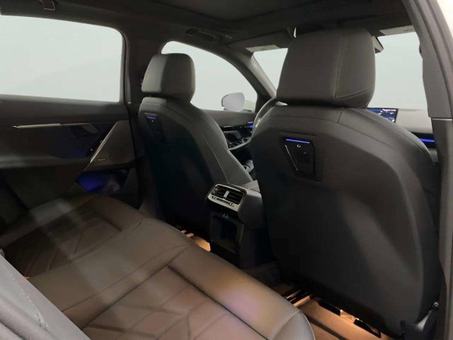 Used 2026 BMW 530i RWD image 22