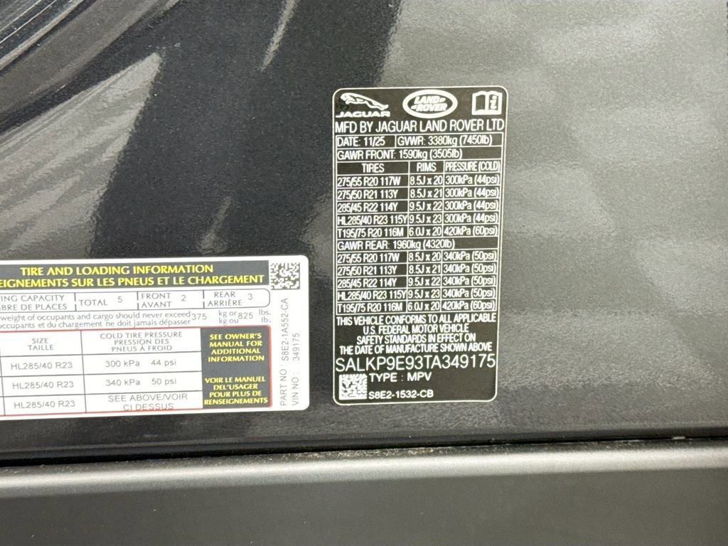 New 2026 Land Rover Range Rover SE image 32