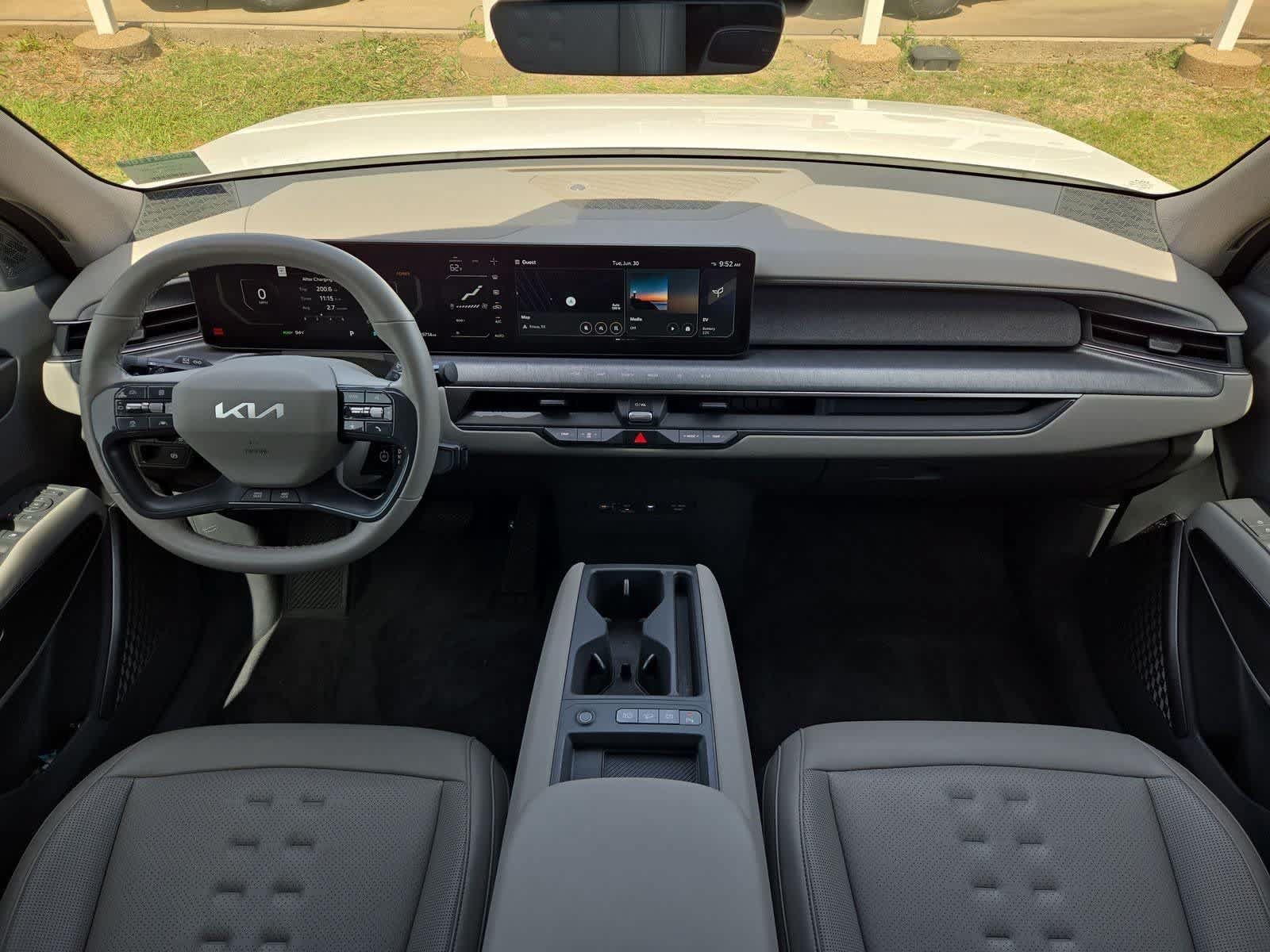 Certified 2024 Kia EV9 Wind AWD/4WD image 13