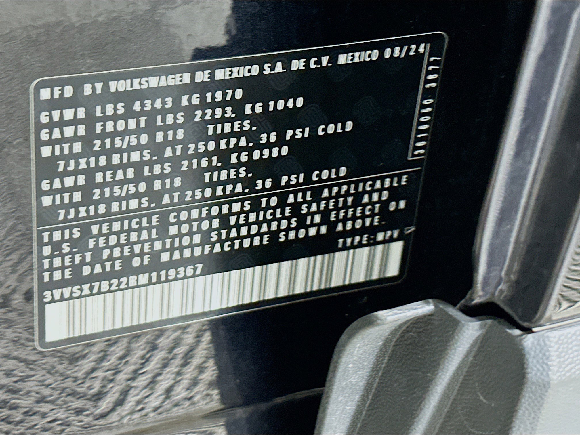 Used 2024 Volkswagen Taos SE image 12