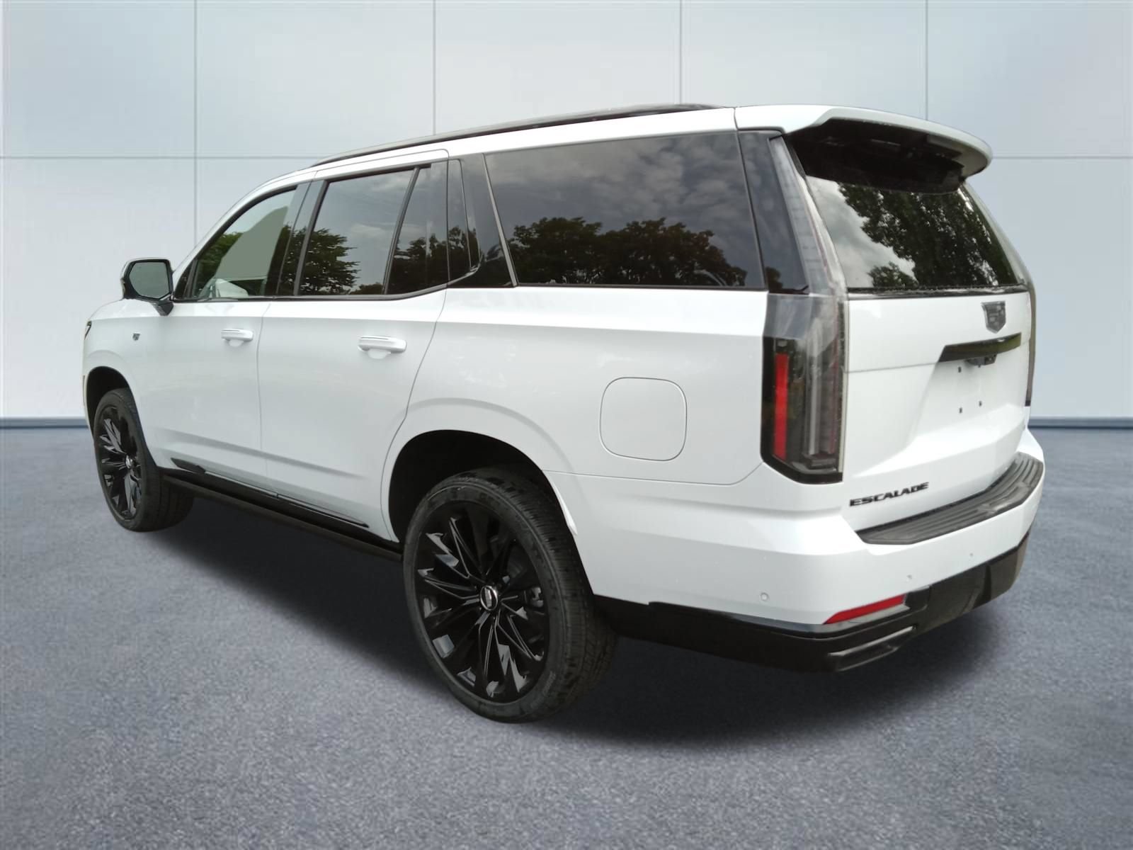 New 2026 Cadillac Escalade Platinum Sport w/ LPO, ONYX Package AWD/4WD image 3