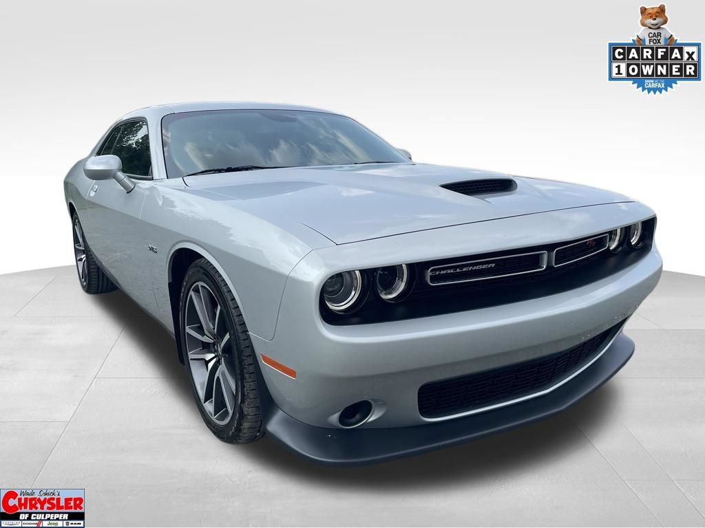 Used 2023 Dodge Challenger R/T RWD image 1
