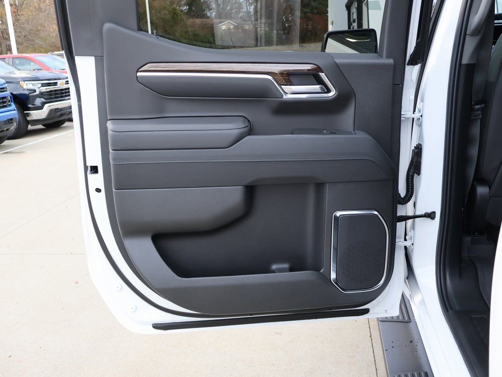 New 2026 GMC Sierra 1500 Elevation w/ Elevation Premium Package image 28