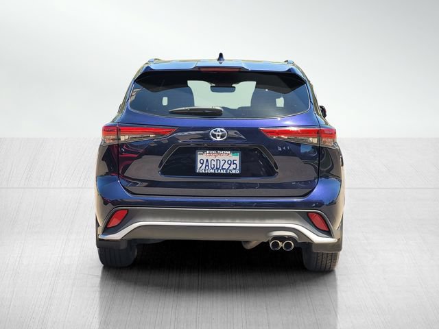Used 2022 Toyota Highlander XSE AWD/4WD image 5