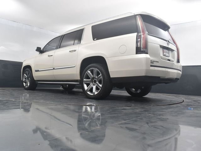 Used 2015 Cadillac Escalade ESV Luxury image 55