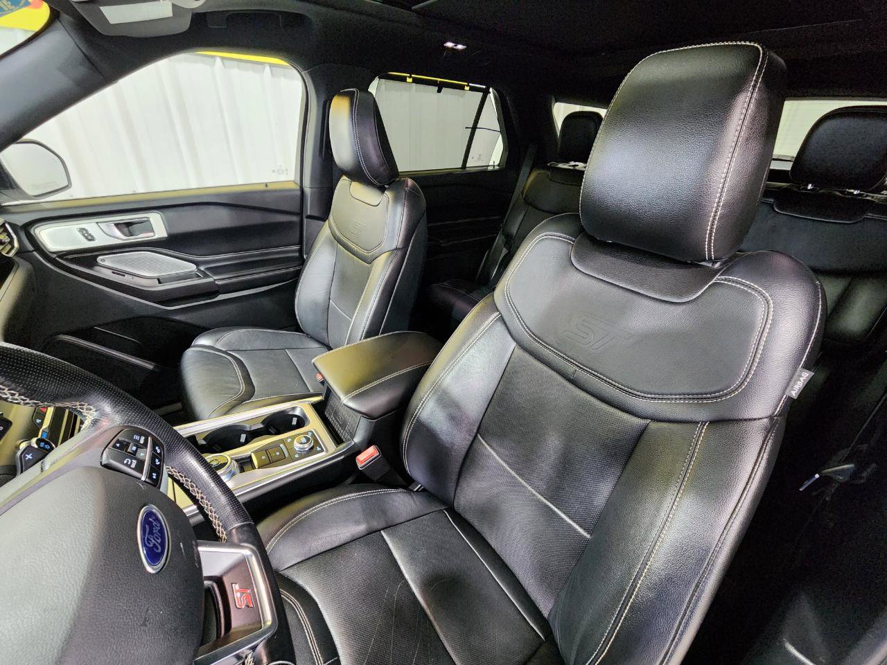 Used 2020 Ford Explorer ST w/ Premium Technology Package image 15