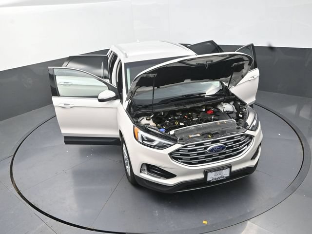 Used 2019 Ford Edge SEL w/ Equipment Group 201A AWD/4WD image 33
