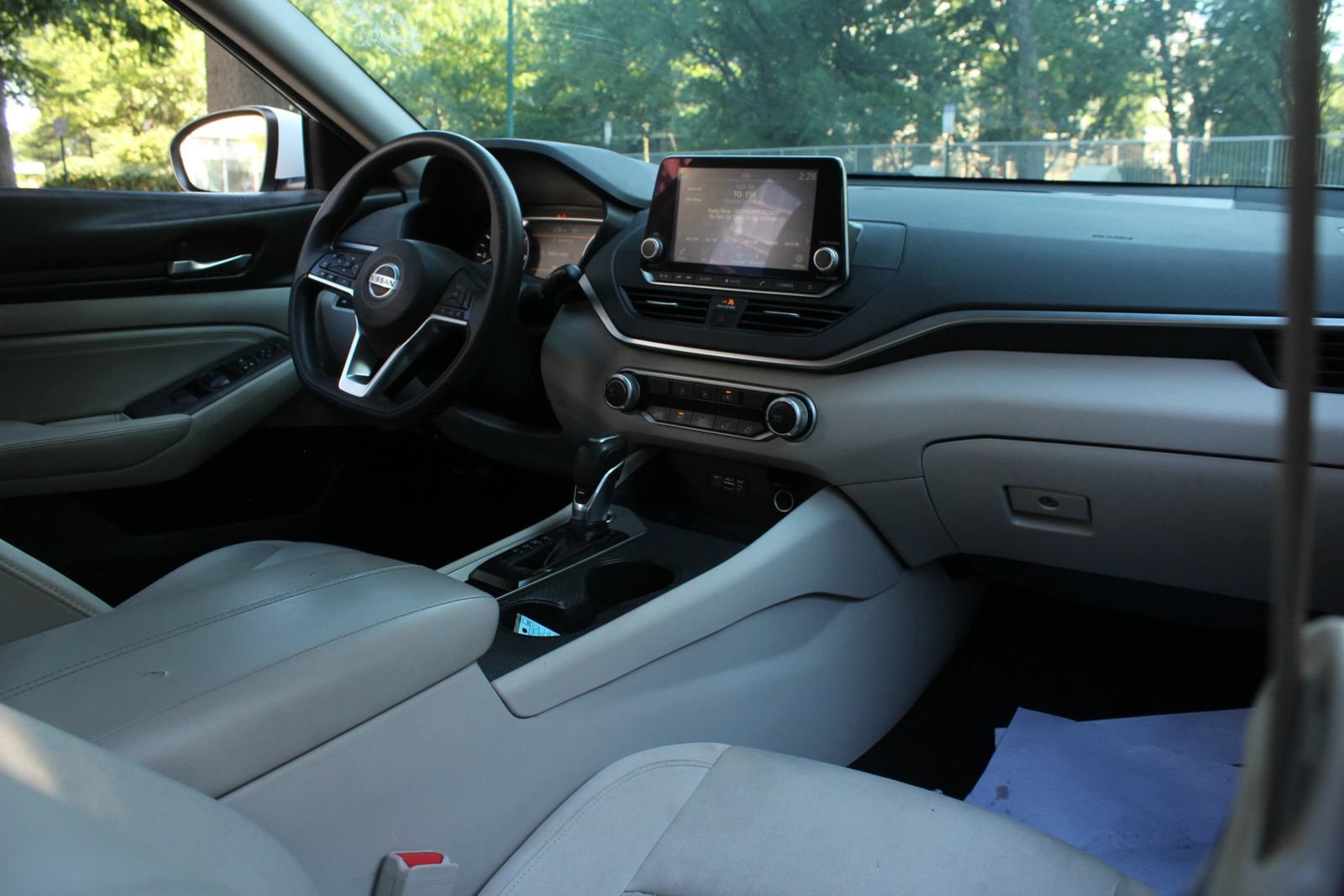 Used 2020 Nissan Altima 2.5 S FWD image 25