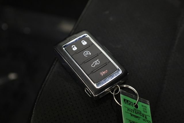 Used 2024 Jeep Grand Cherokee L Laredo image 38