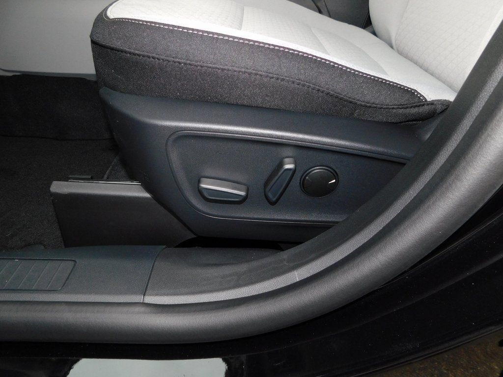New 2026 Ford Escape Active w/ Active Premium Tech Pack AWD/4WD image 13