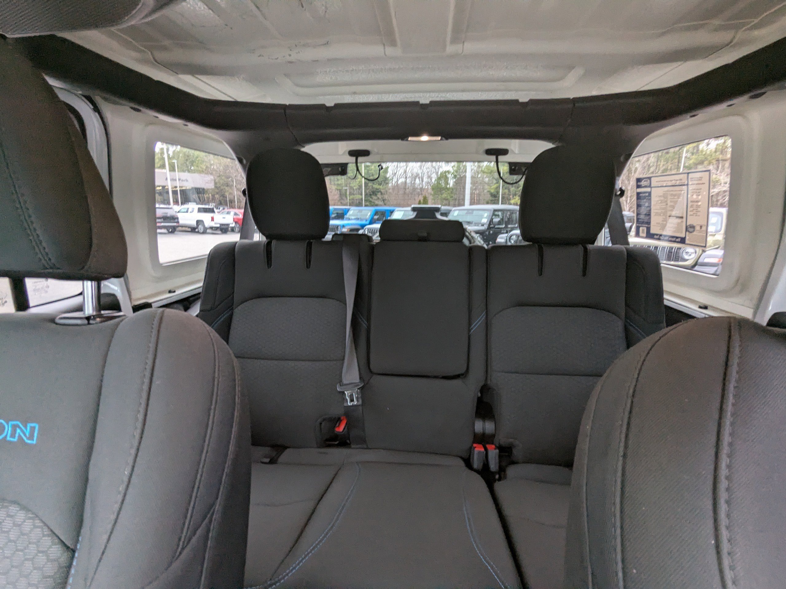 Used 2021 Jeep Wrangler Unlimited Rubicon 4xe w/ Cold Weather Group image 10