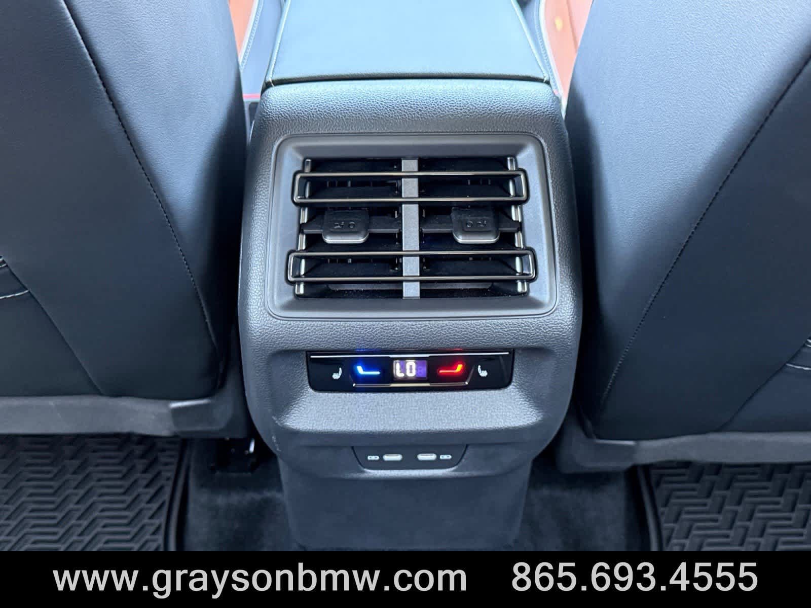 Used 2026 Volkswagen Tiguan SEL R-Line AWD/4WD image 19
