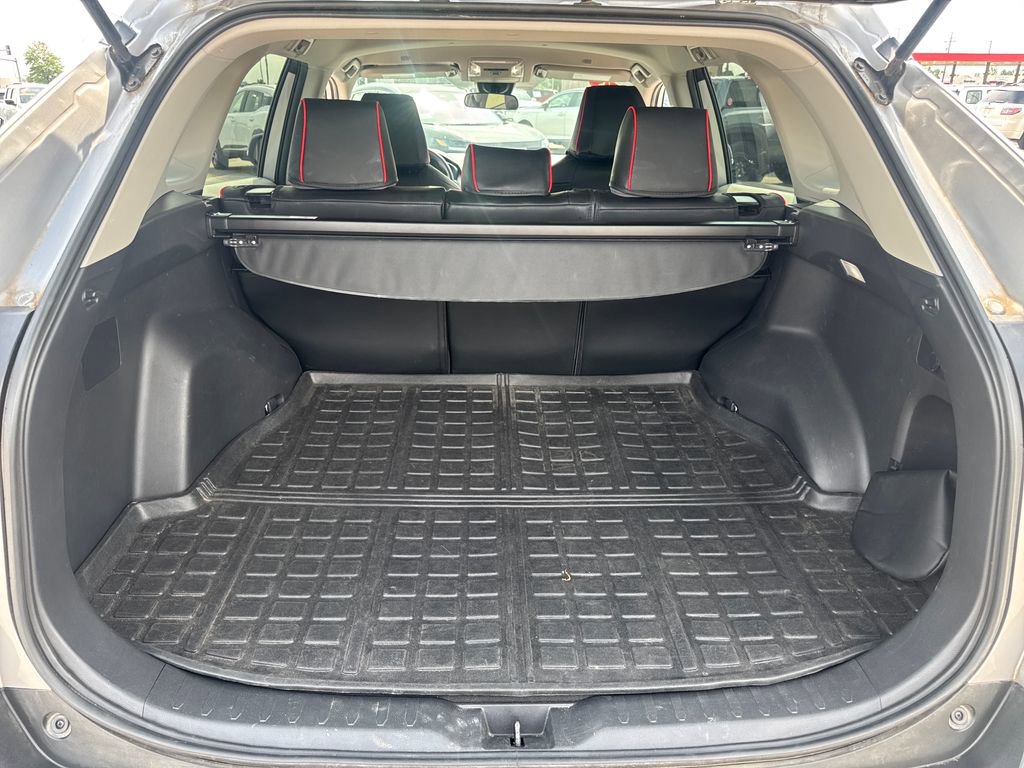 Used 2023 Toyota RAV4 XLE FWD image 7