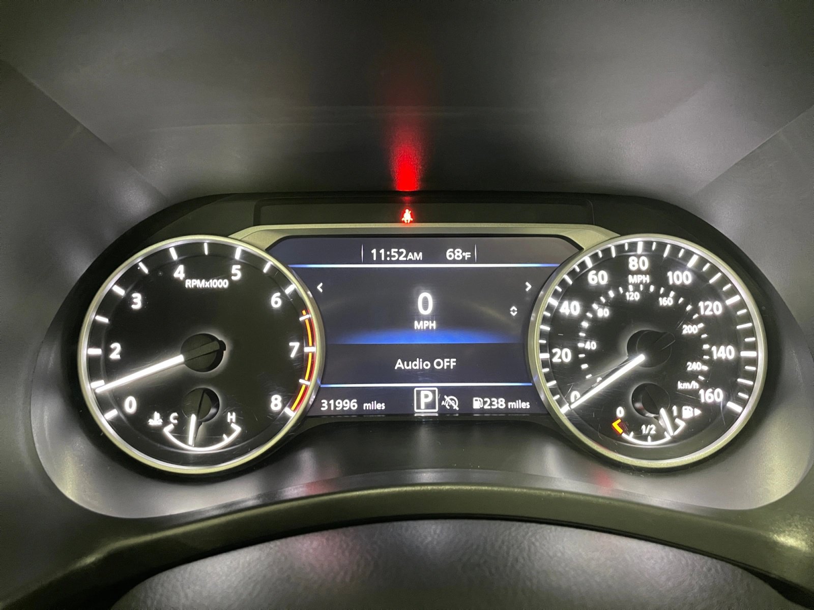 Used 2025 Nissan Sentra SR FWD image 14