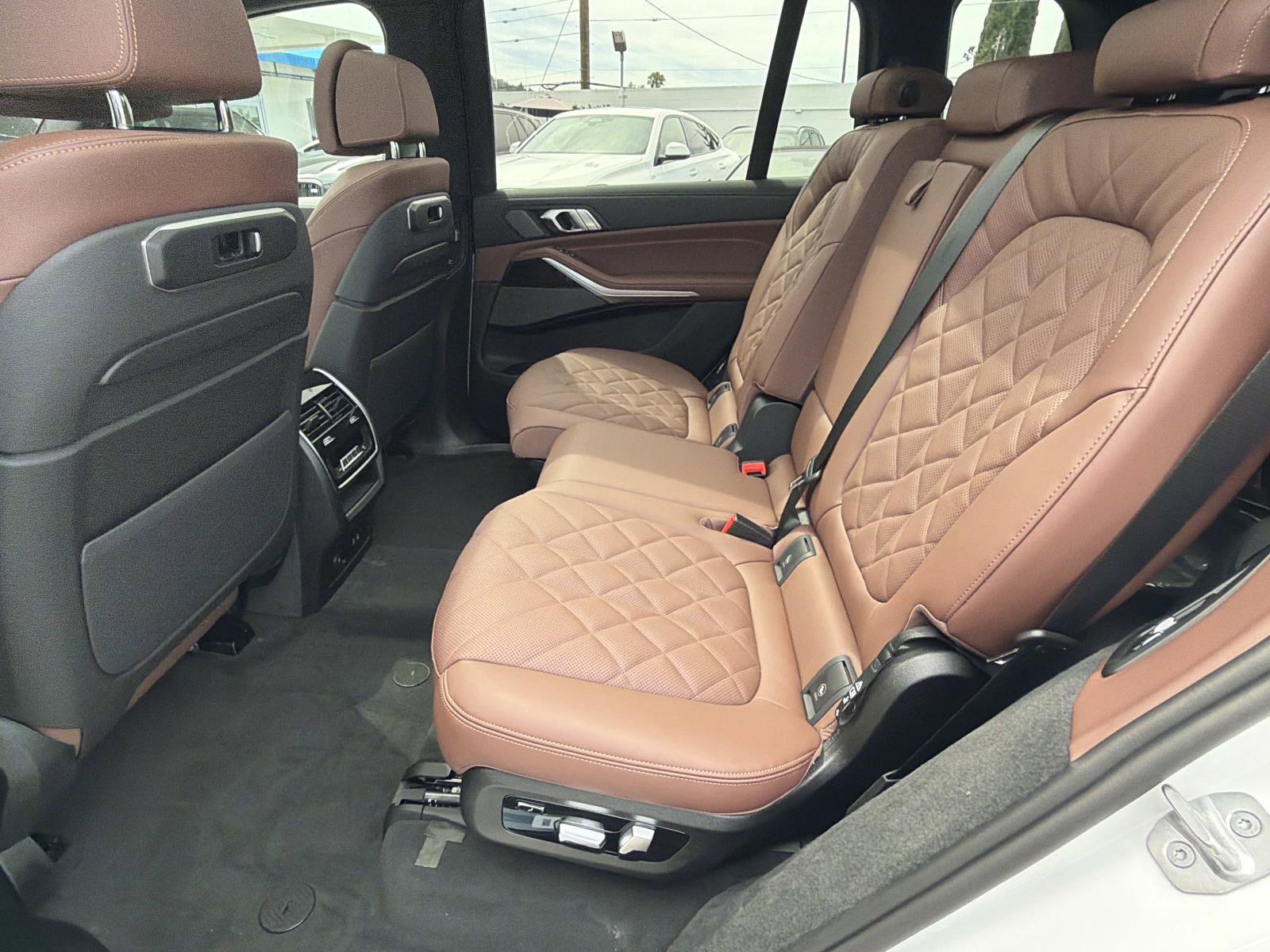 New 2026 BMW X7 xDrive40i w/ M Sport Package image 10