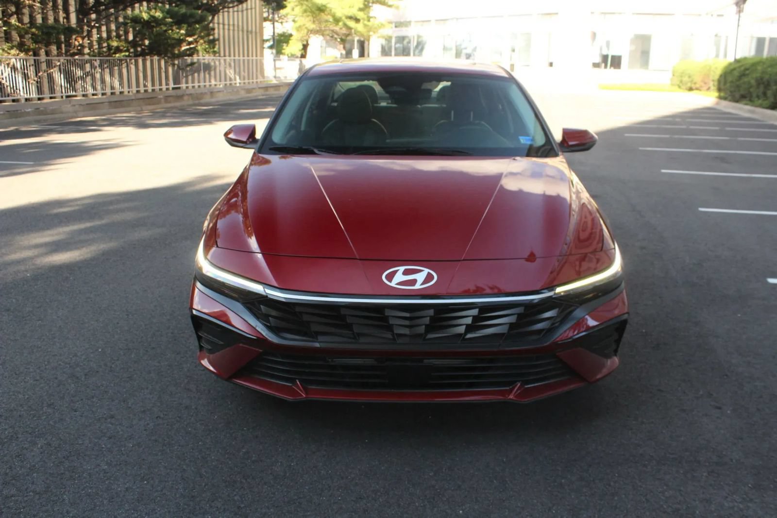Used 2025 Hyundai Elantra SEL FWD image 3
