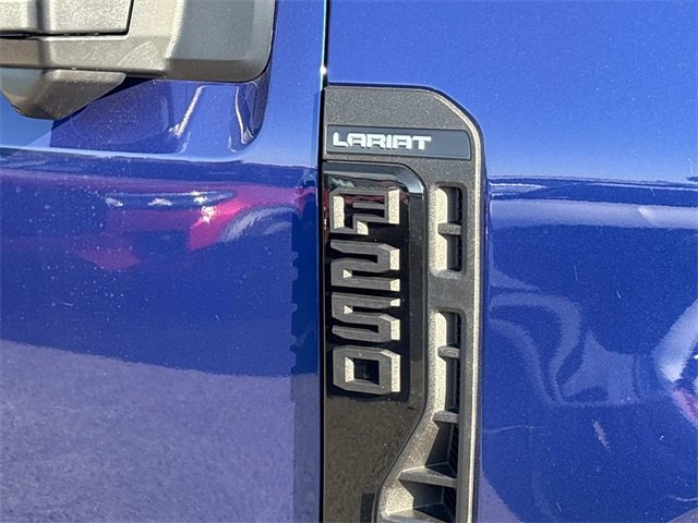 New 2026 Ford F250 Lariat w/ Black Appearance Package image 10