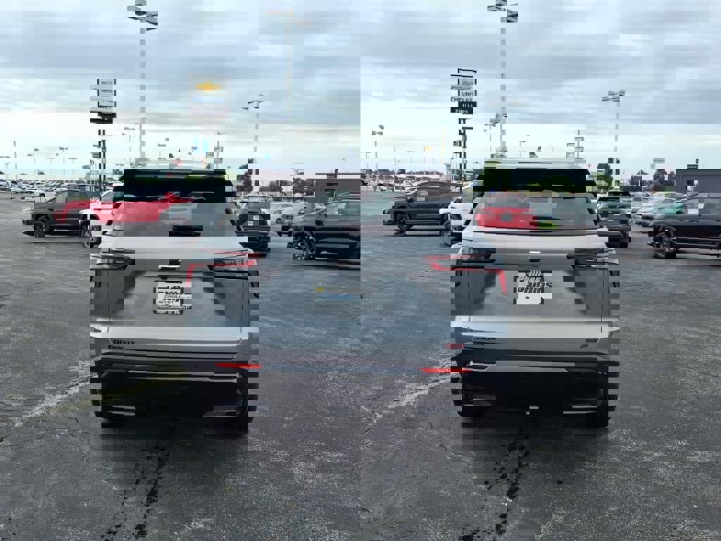 New 2026 Chevrolet Equinox RS w/ Convenience Package III image 5
