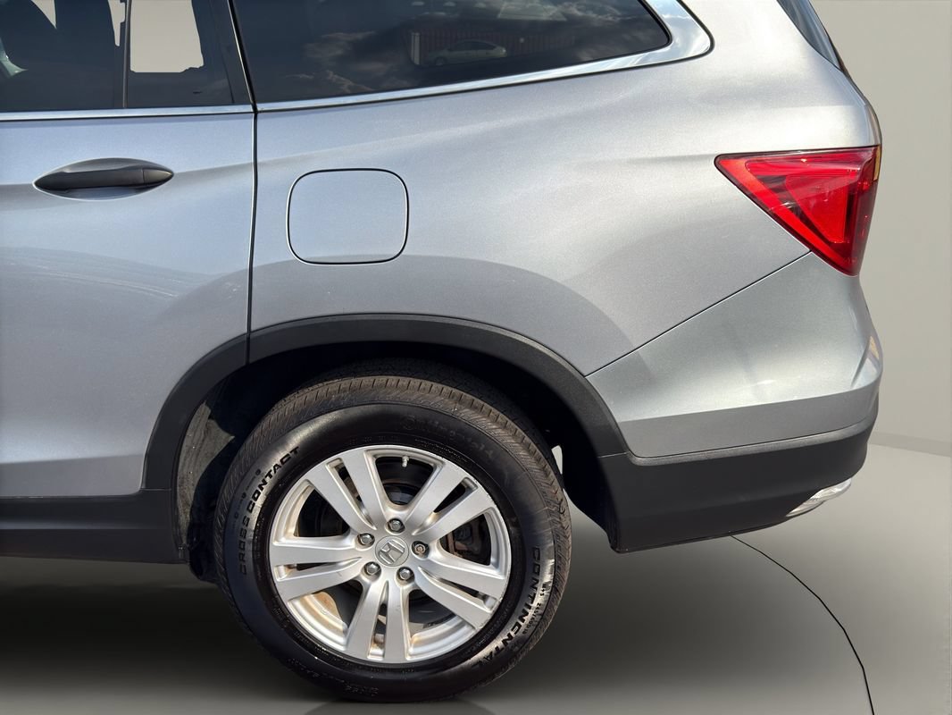 Used 2018 Honda Pilot LX image 24