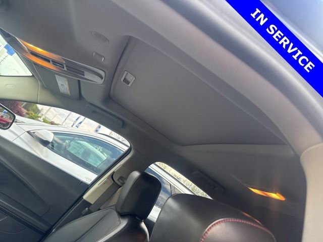 Used 2017 Chevrolet Equinox LT w/ Midnight Edition FWD image 9