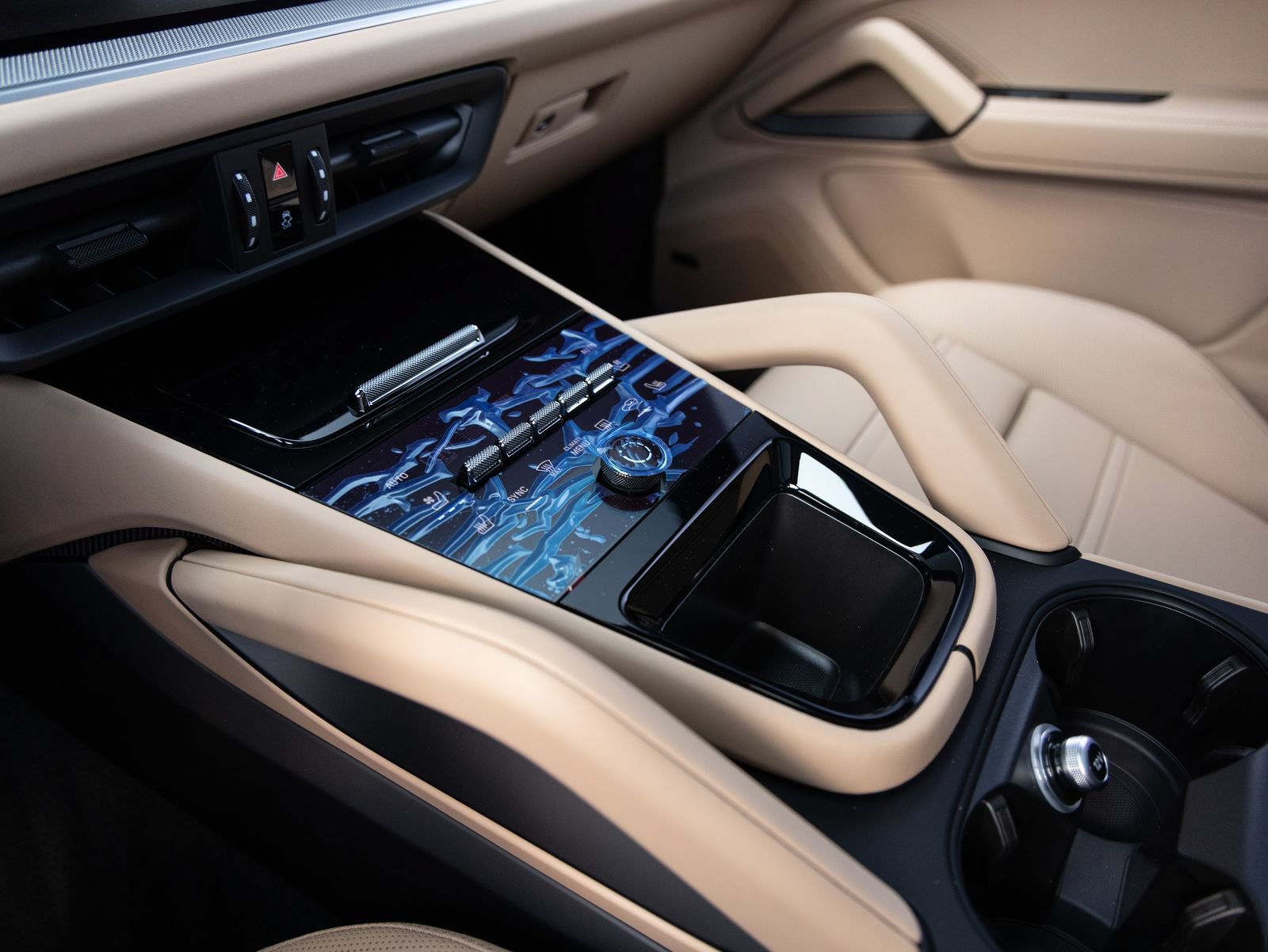 New 2026 Porsche Cayenne S AWD/4WD image 18