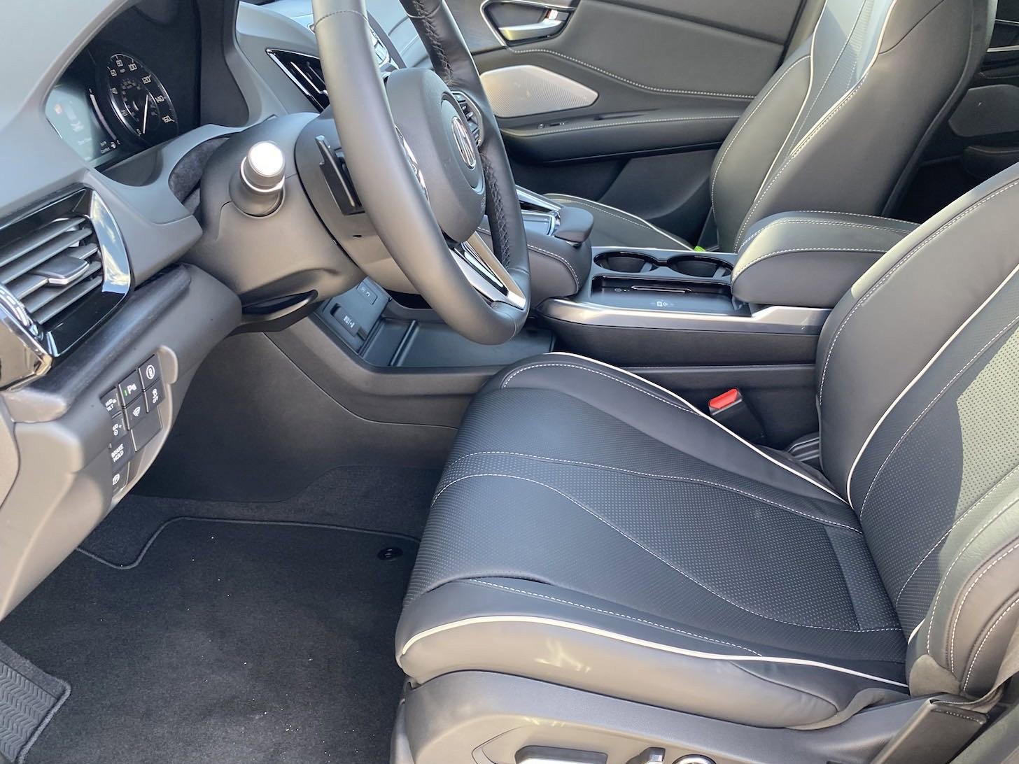 New 2025 Acura RDX SH-AWD w/ Advance Package image 6