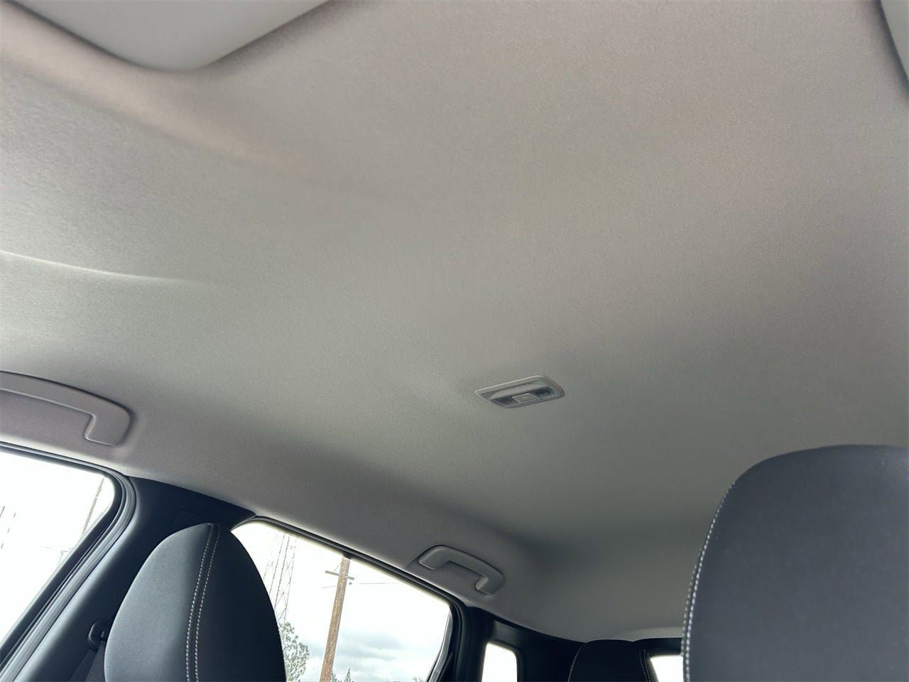 New 2026 Nissan Kicks SV FWD image 34