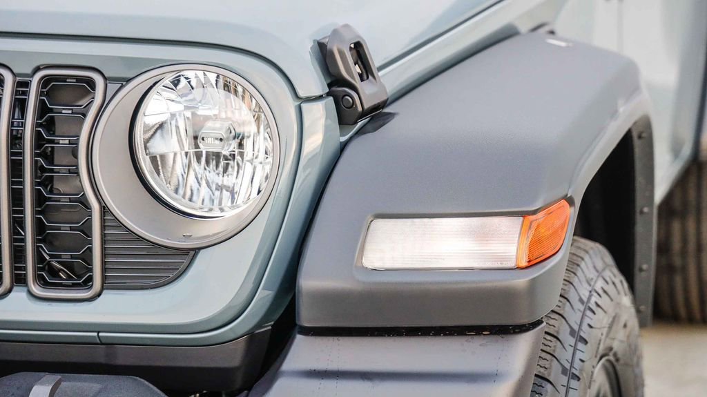 New 2026 Jeep Wrangler Sport AWD/4WD image 5