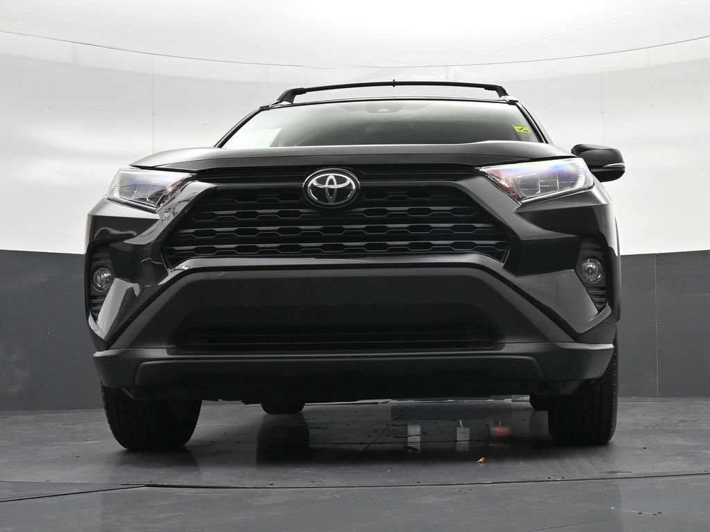 Used 2020 Toyota RAV4 XLE w/ Convenience Package FWD image 33