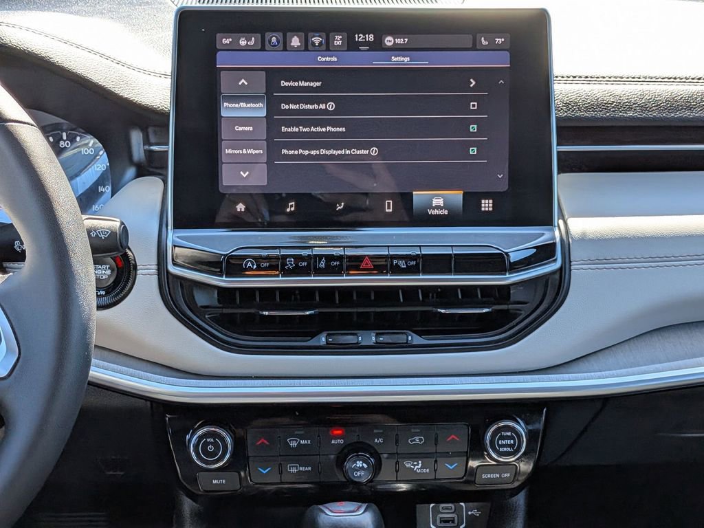 Used 2025 Jeep Compass Limited image 19