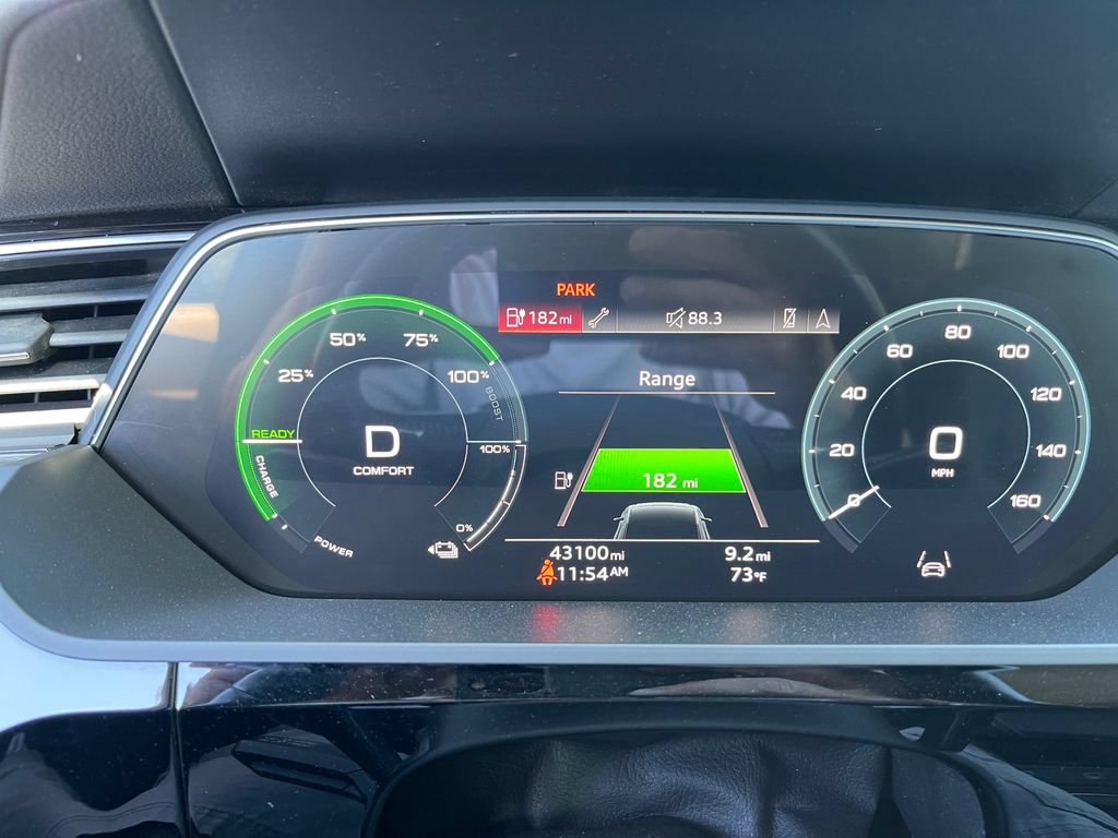 Used 2021 Audi e-tron Premium w/ Convenience Plus Package AWD/4WD image 5