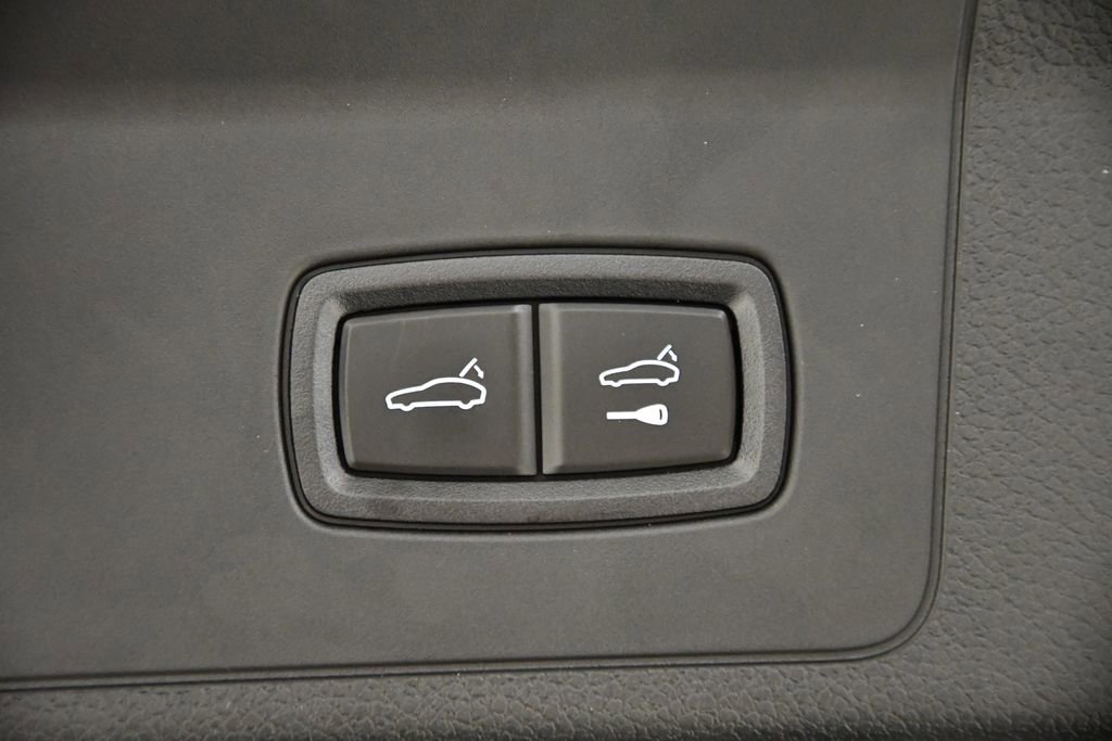 Certified 2024 Porsche Panamera 4 image 60