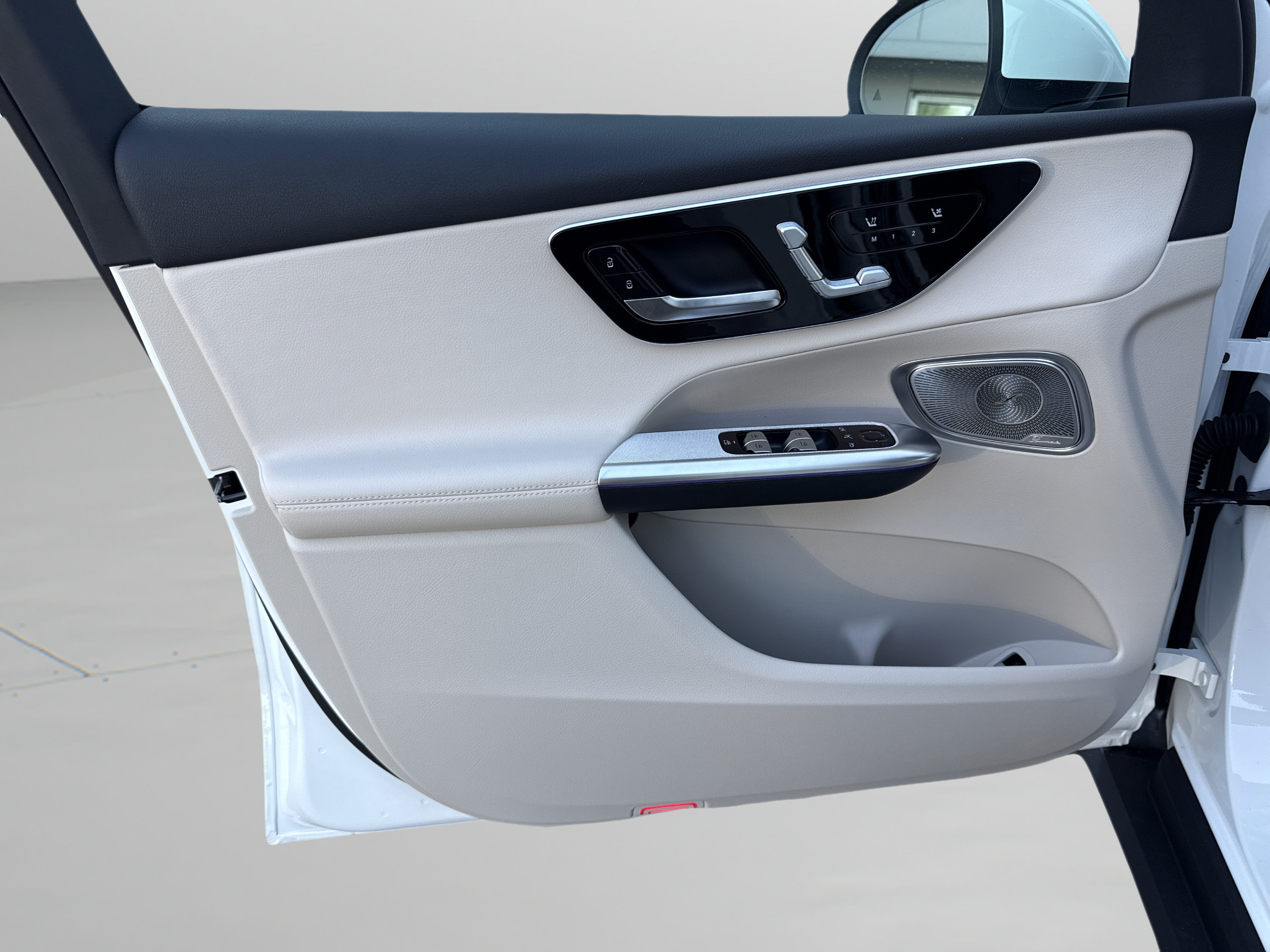 New 2027 Mercedes-Benz GLC 300 image 19