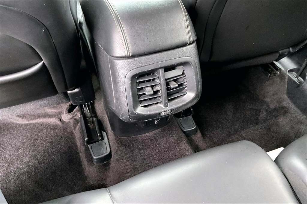 Used 2018 Jeep Cherokee Limited image 33