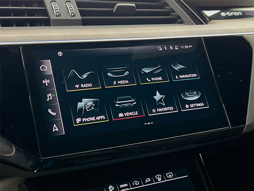Certified 2022 Audi e-tron Prestige w/ Prestige Package image 15
