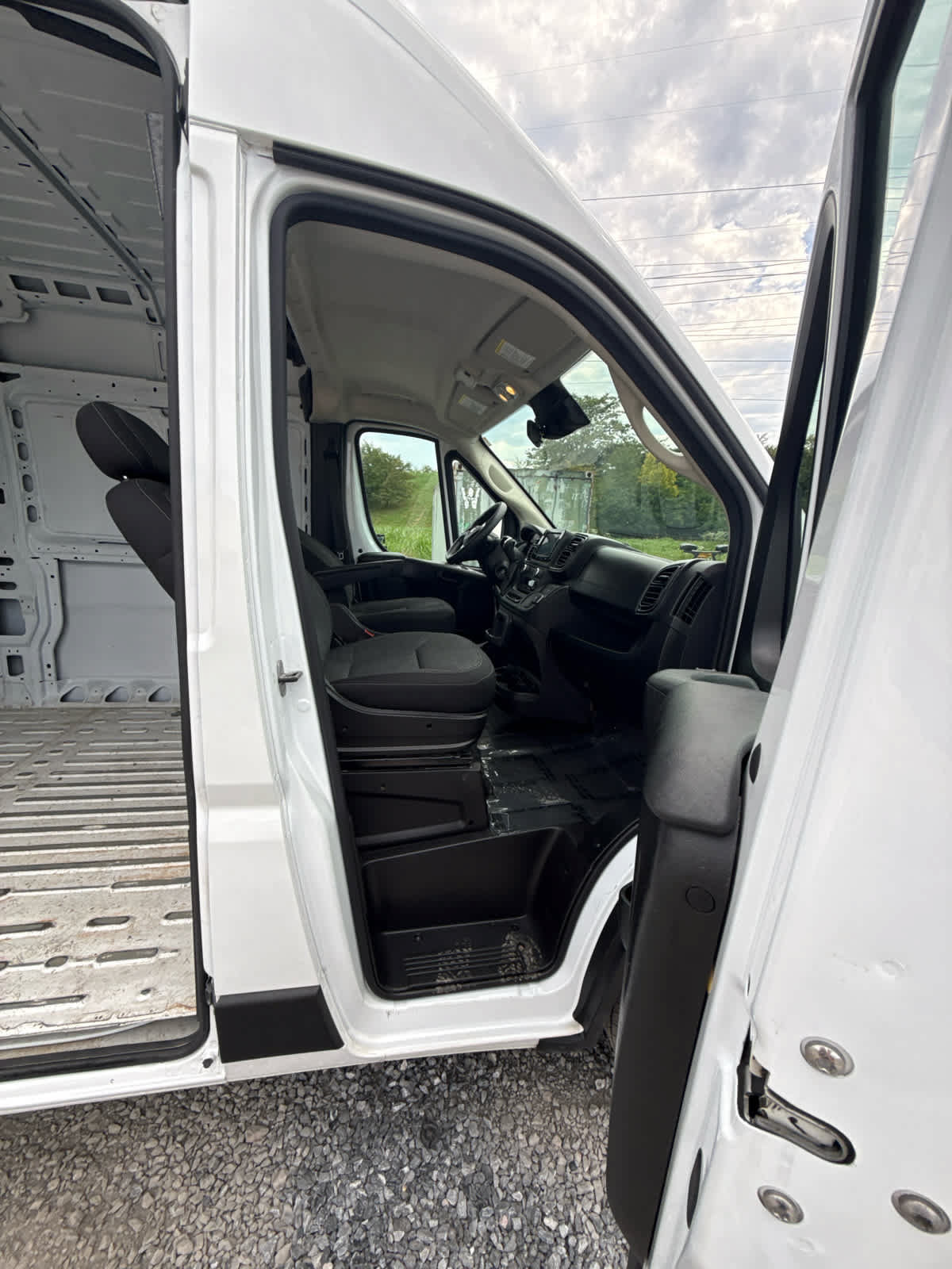 Used 2023 RAM ProMaster 2500 FWD image 47