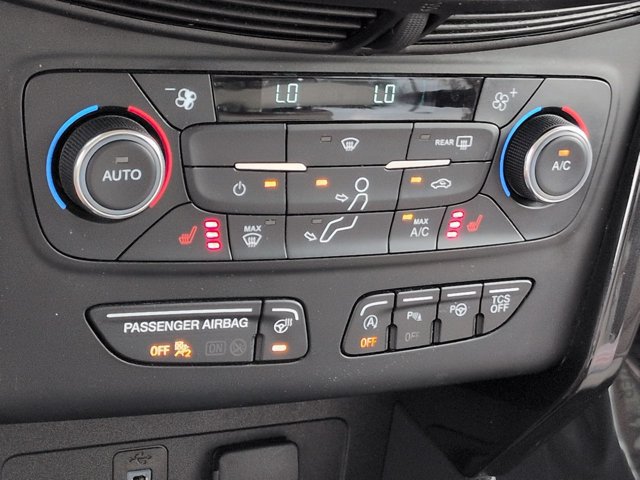 Used 2017 Ford Escape Titanium w/ Equipment Group 301A FWD image 24