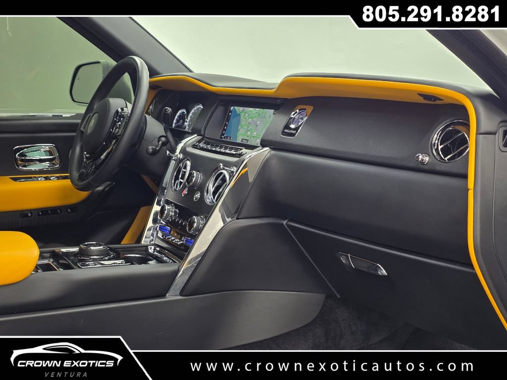 Used 2023 Rolls-Royce Cullinan AWD/4WD image 19