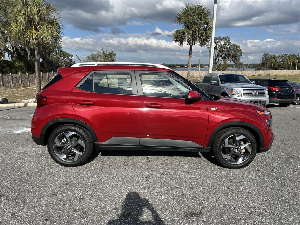 Certified 2023 Hyundai Venue SEL image 8