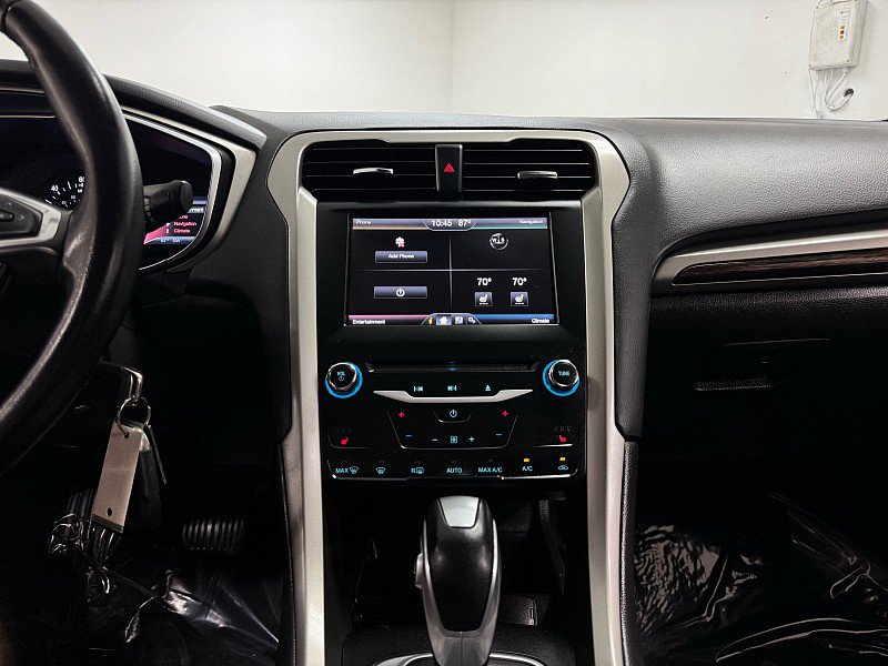 Used 2013 Ford Fusion Energi SE w/ Driver Assist Pkg FWD image 19