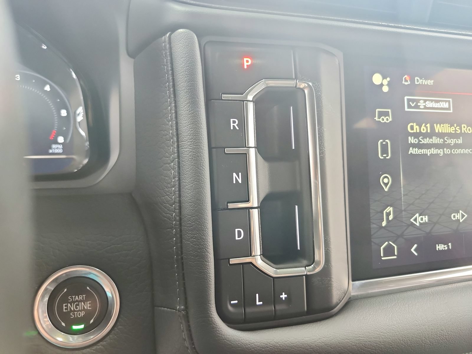 Used 2023 GMC Yukon XL Denali RWD image 29