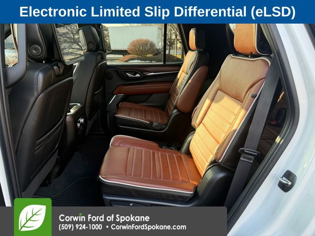 Used 2024 GMC Yukon Denali Ultimate image 11
