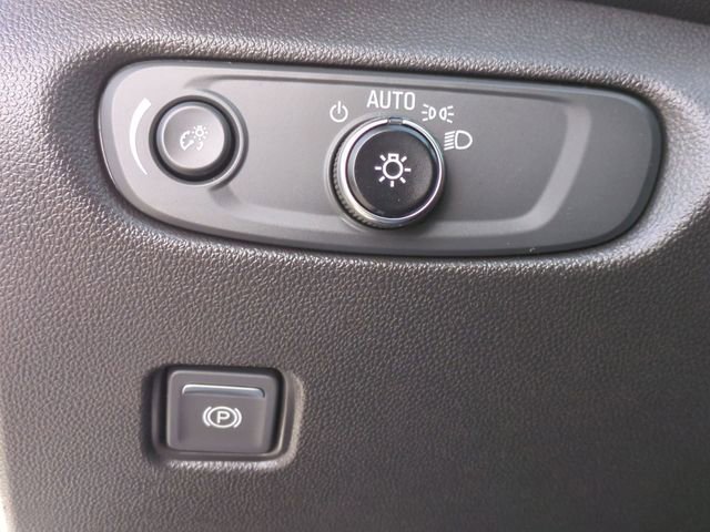 Certified 2023 Chevrolet Blazer LT w/ Convenience Package image 18