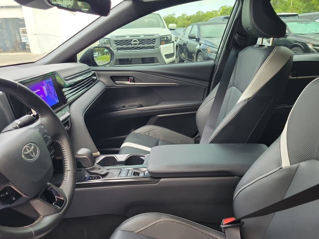 Used 2025 Toyota Camry SE FWD image 18