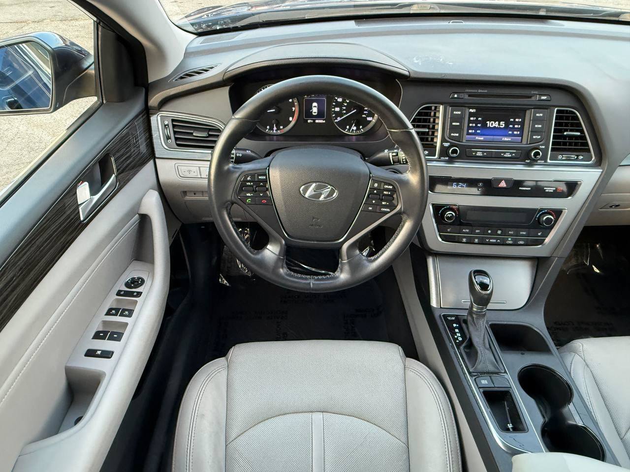 Used 2015 Hyundai Sonata Limited FWD image 42