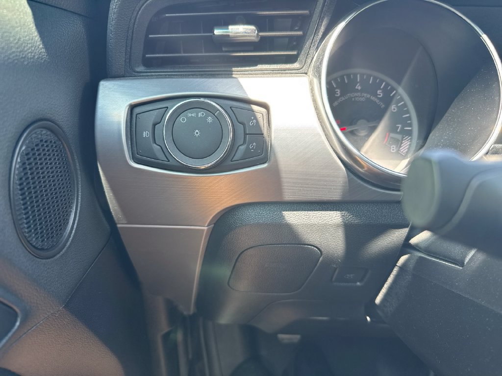 Used 2018 Ford Mustang GT Premium RWD image 17
