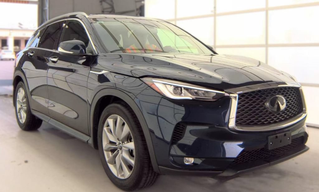 Used 2022 INFINITI QX50 Luxe AWD/4WD image 4